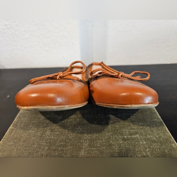 Michele Lipriore Brown Ballet Shoes Sz 38 - Picture 4 of 10